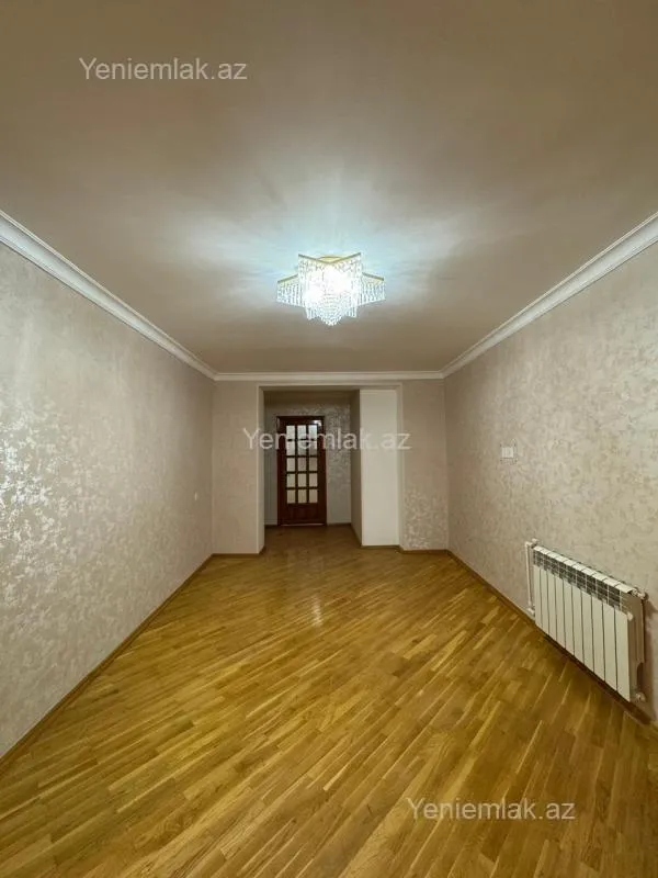 Satılır 3 otaqlı köhnə tikili 60 m²