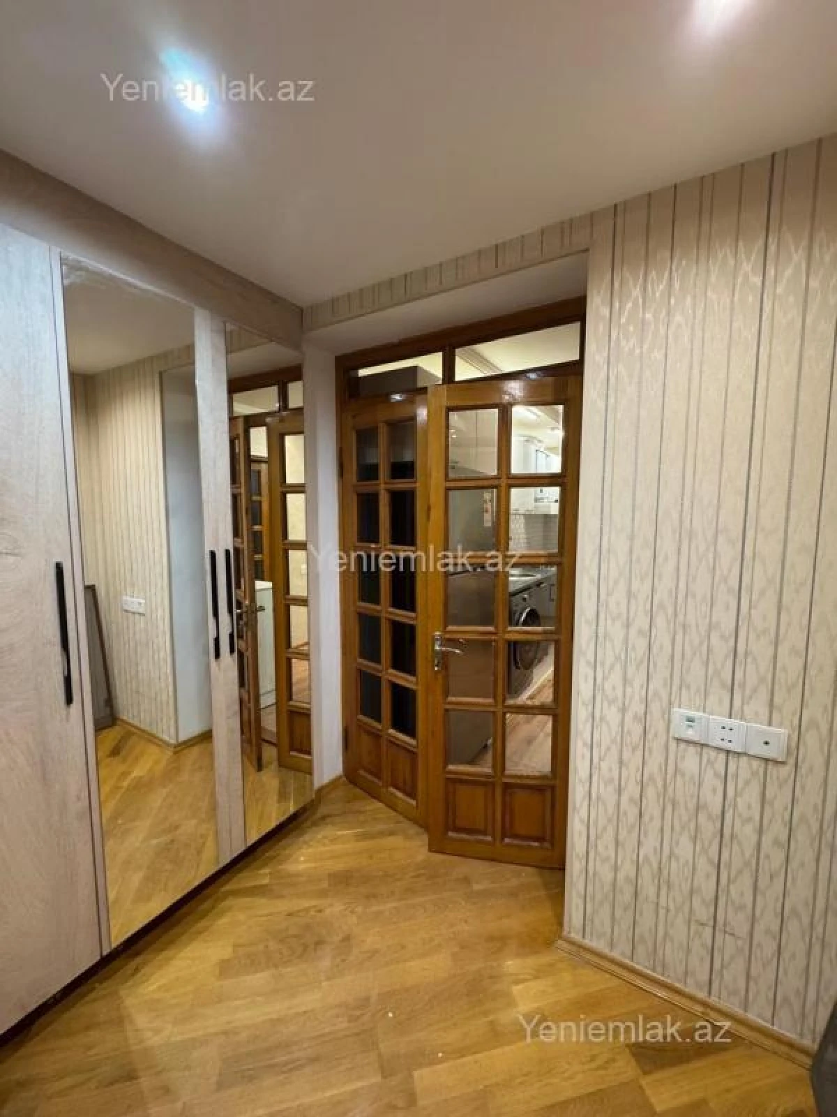 Satılır 3 otaqlı köhnə tikili 60 m²