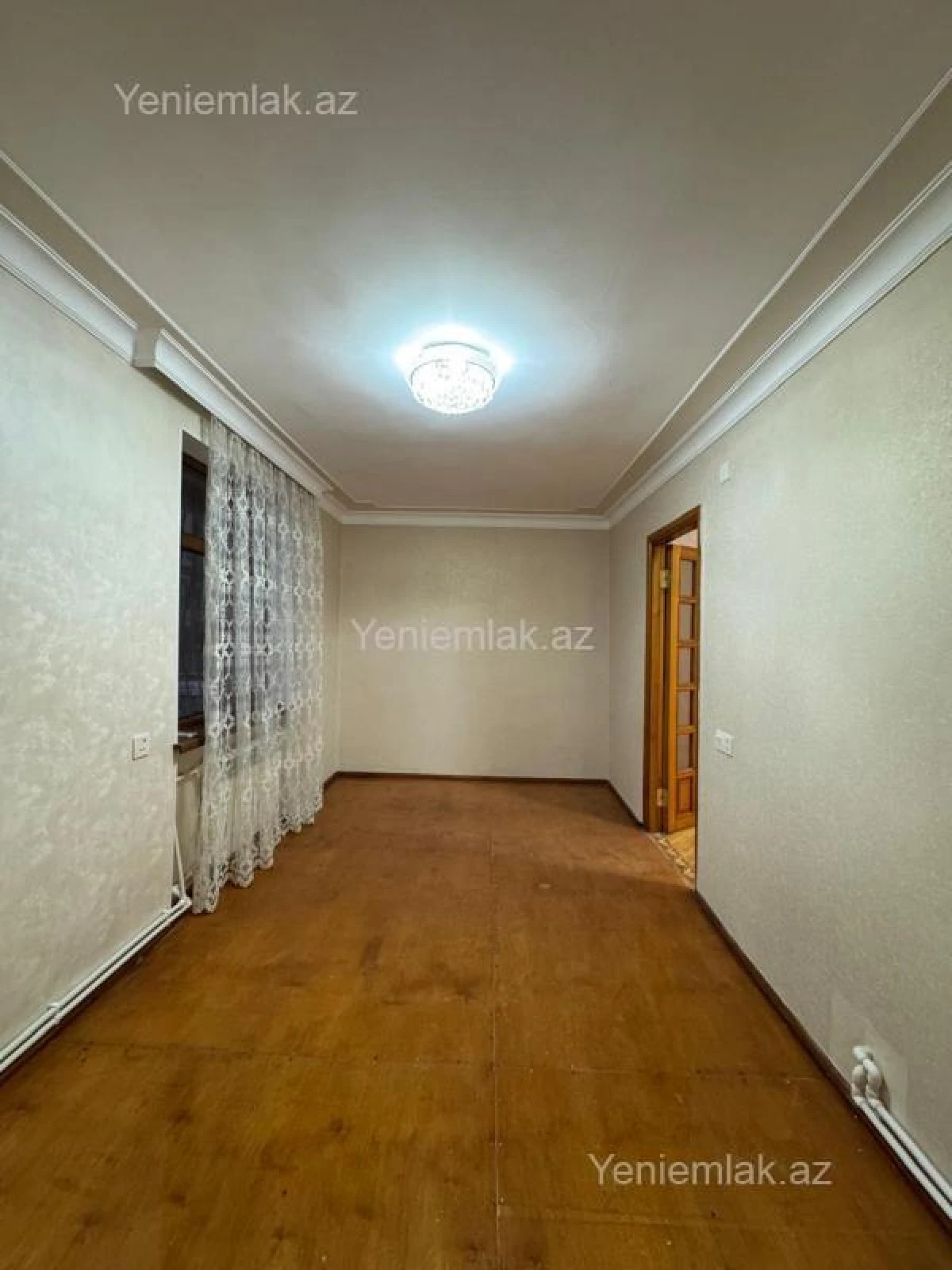 Satılır 3 otaqlı köhnə tikili 60 m²