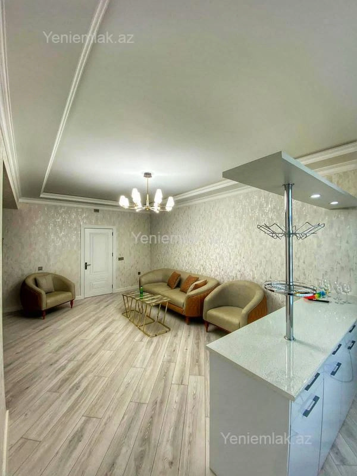 Satılır 3 otaqlı yeni tikili 82 m²