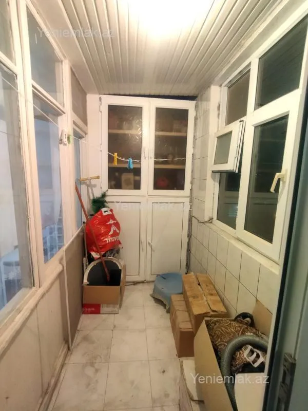 Satılır 2 otaqlı köhnə tikili 55 m²