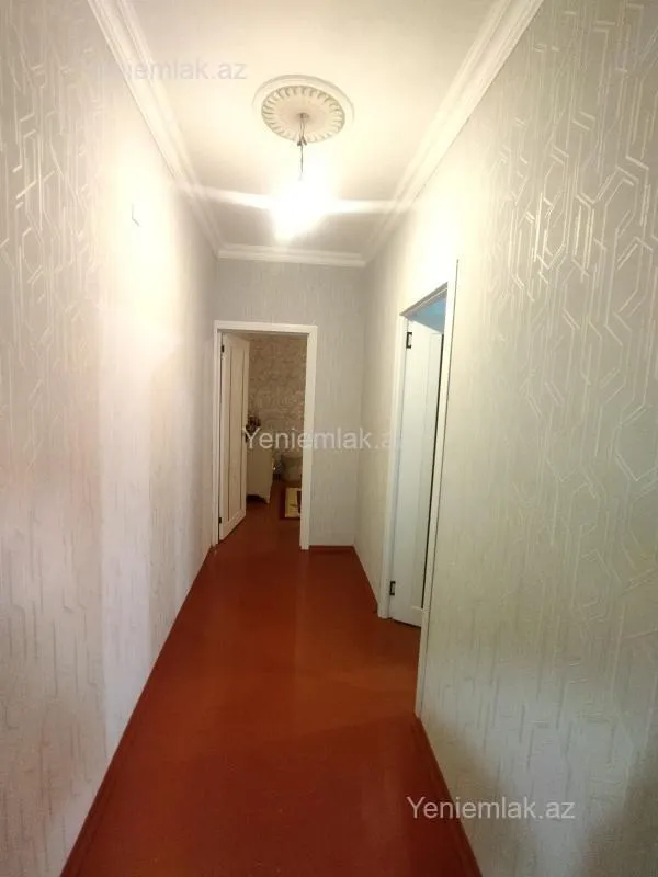 Satılır 2 otaqlı köhnə tikili 55 m²