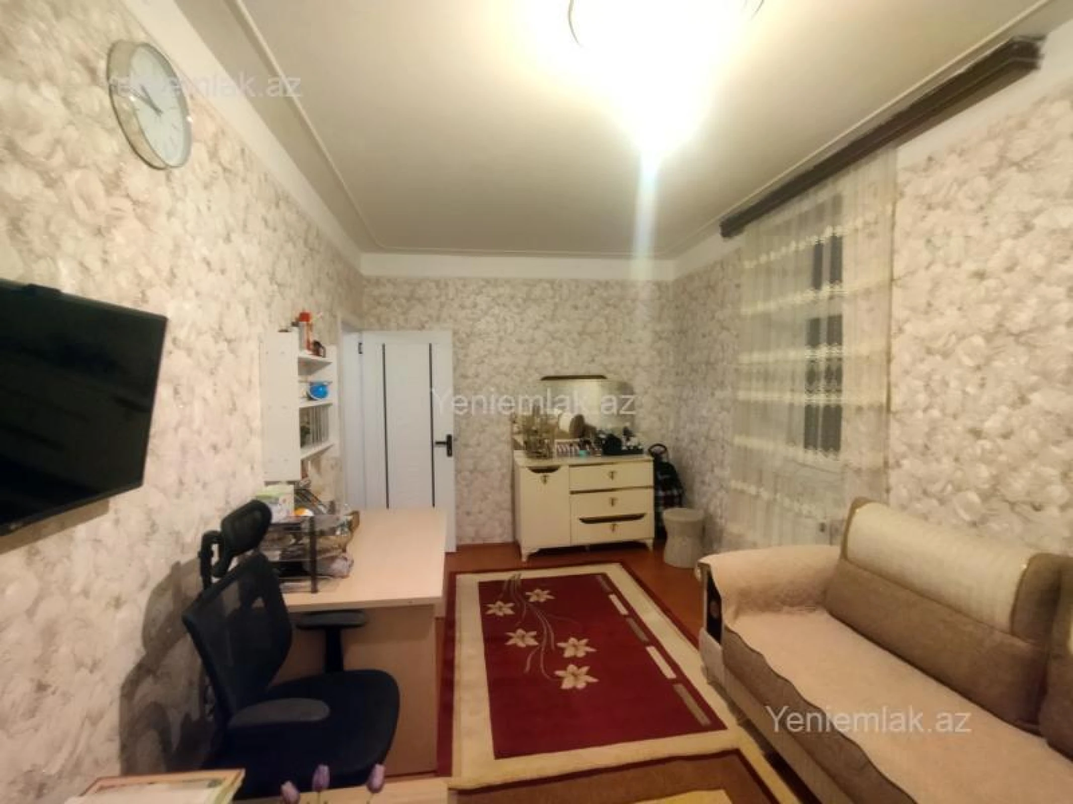 Satılır 2 otaqlı köhnə tikili 55 m²