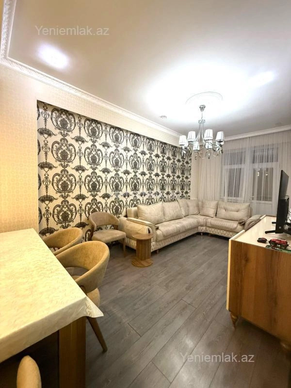 Satılır 3 otaqlı yeni tikili 85 m²