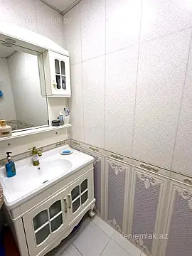 Satılır 3 otaqlı yeni tikili 85 m²