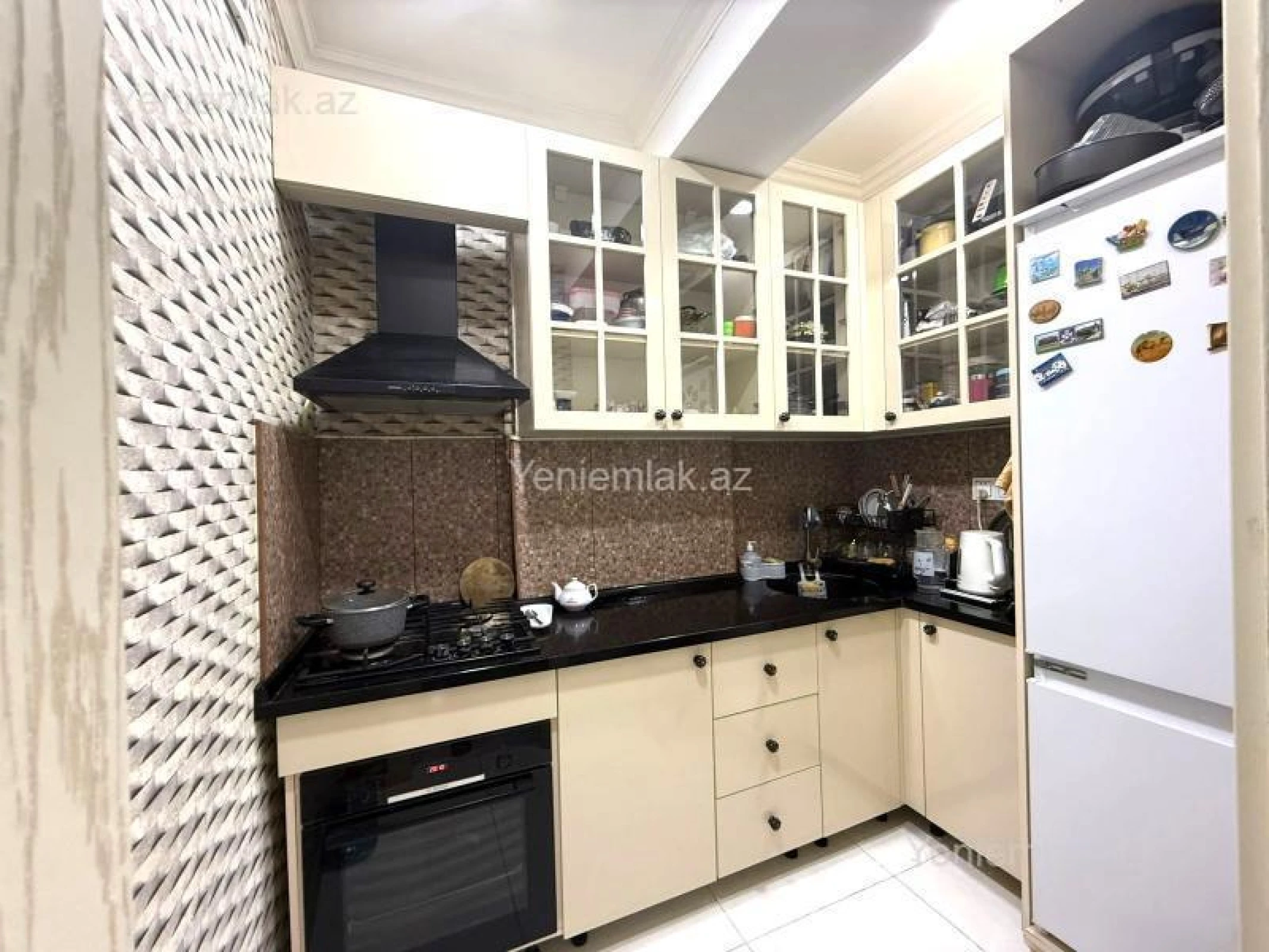 Satılır 3 otaqlı yeni tikili 85 m²