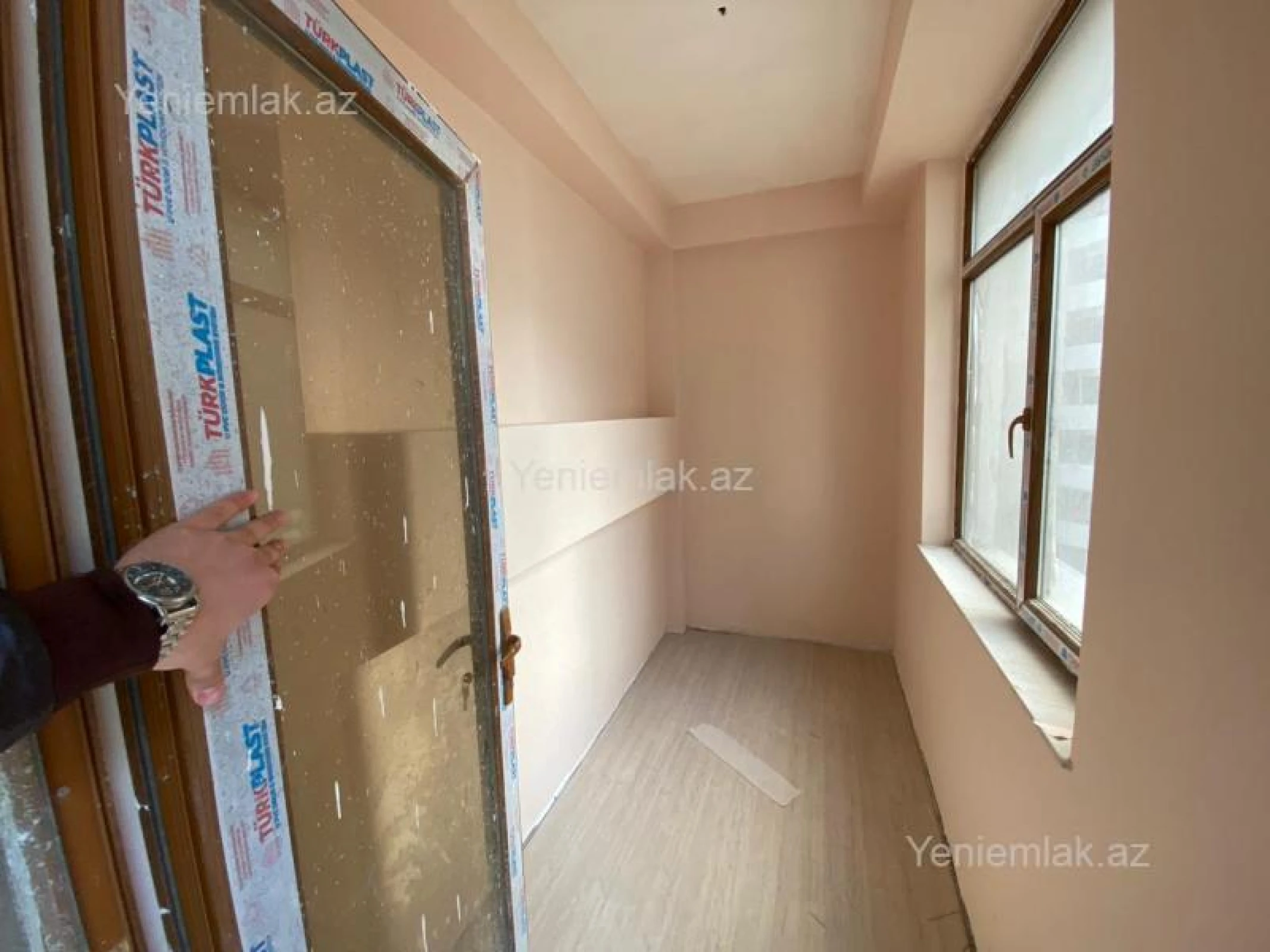 Satılır 2 otaqlı yeni tikili 84.5 m²