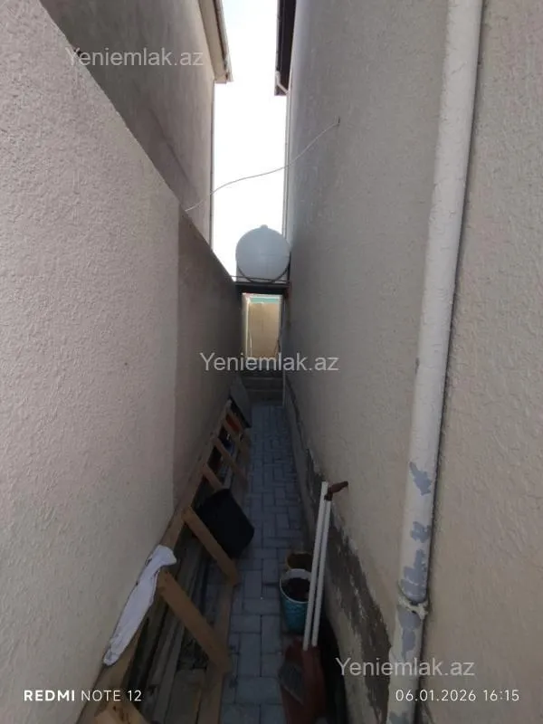 Satılır 5 otaqlı həyət evi 160 m²