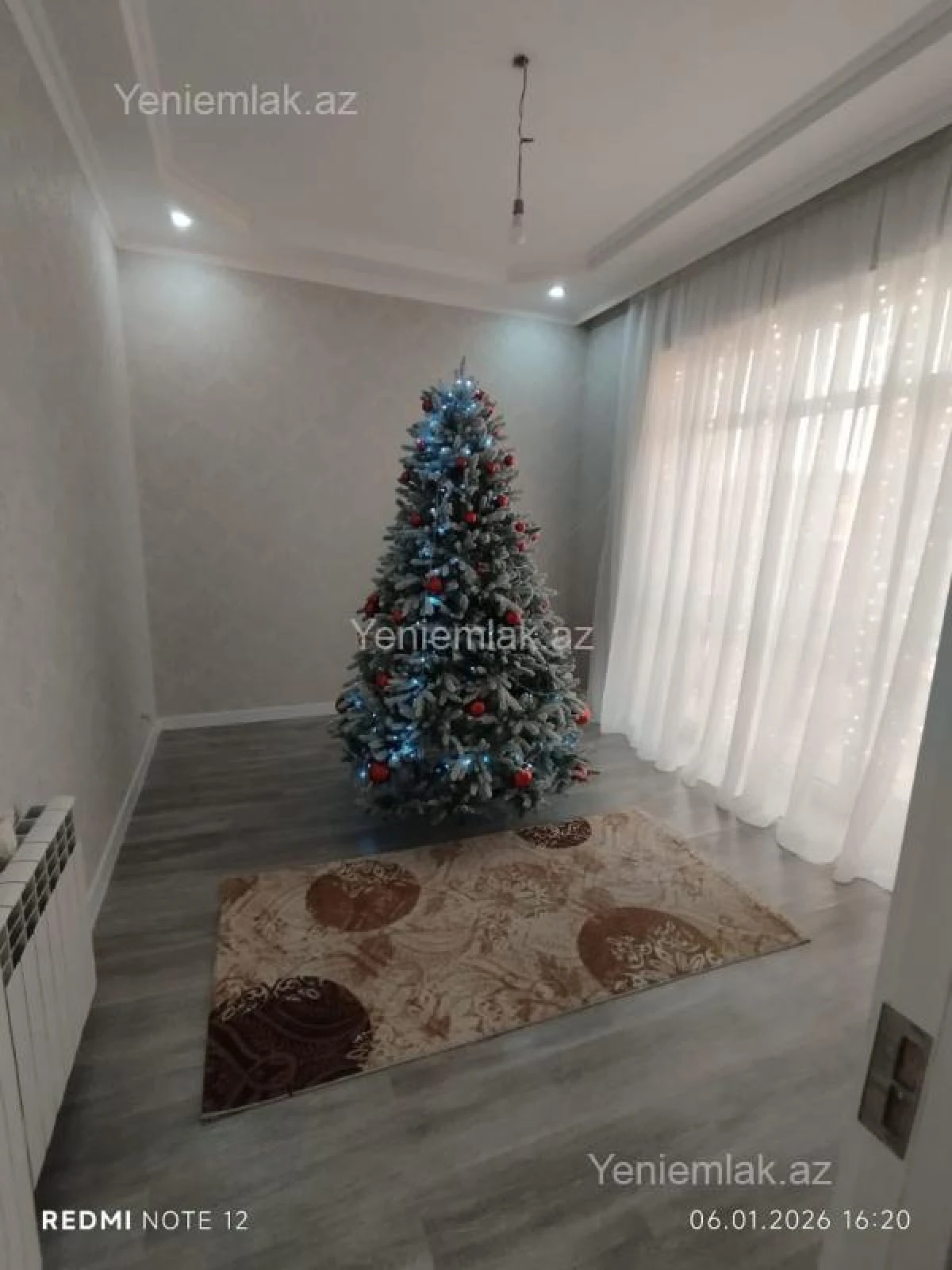 Satılır 5 otaqlı həyət evi 160 m²