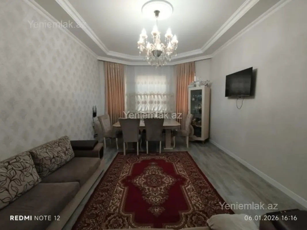 Satılır 5 otaqlı həyət evi 160 m²