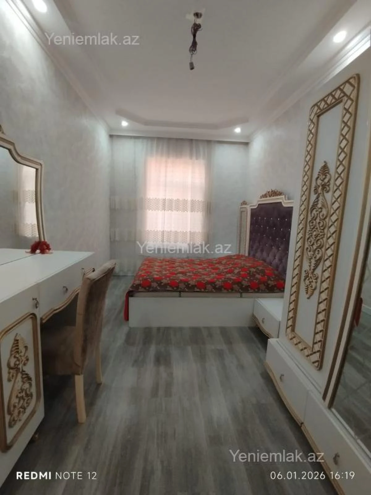 Satılır 5 otaqlı həyət evi 160 m²