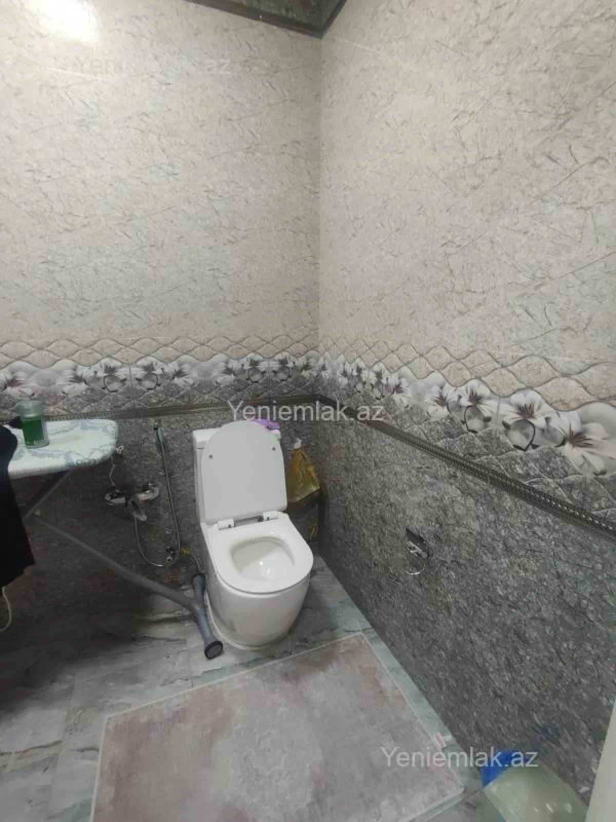 Satılır 6 otaqlı həyət evi 396 m²