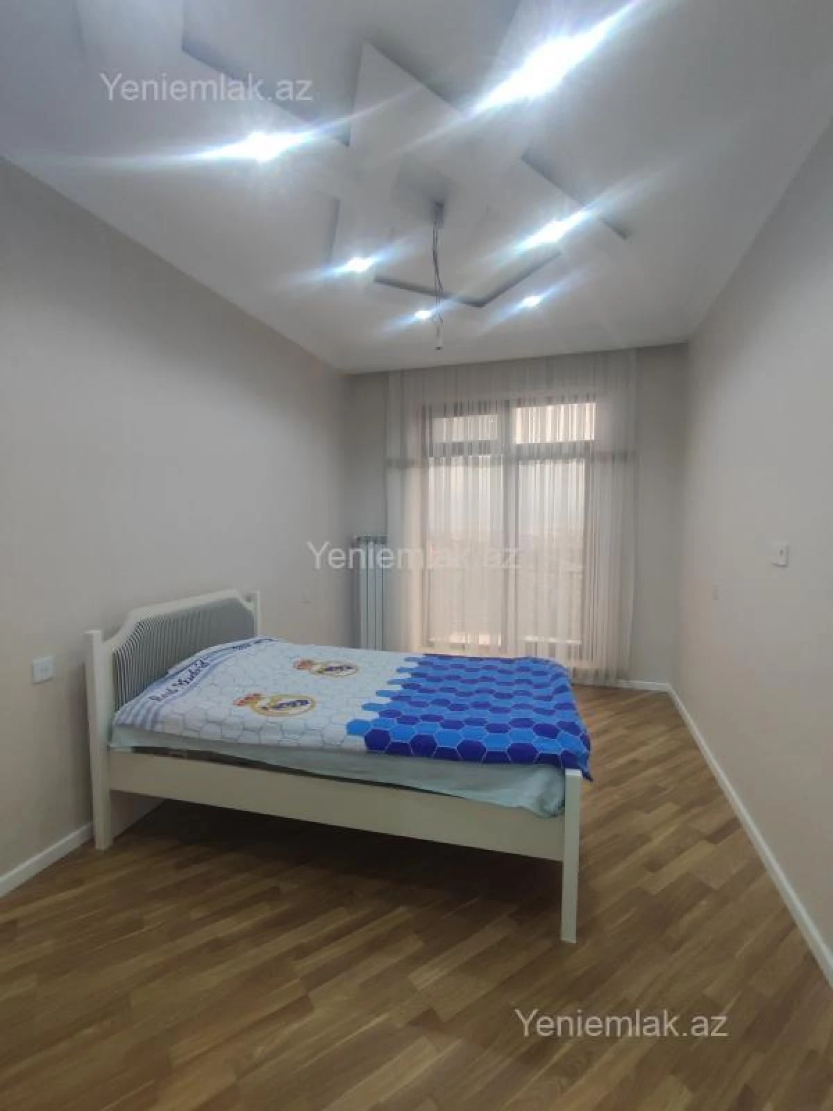 Satılır 6 otaqlı həyət evi 396 m²