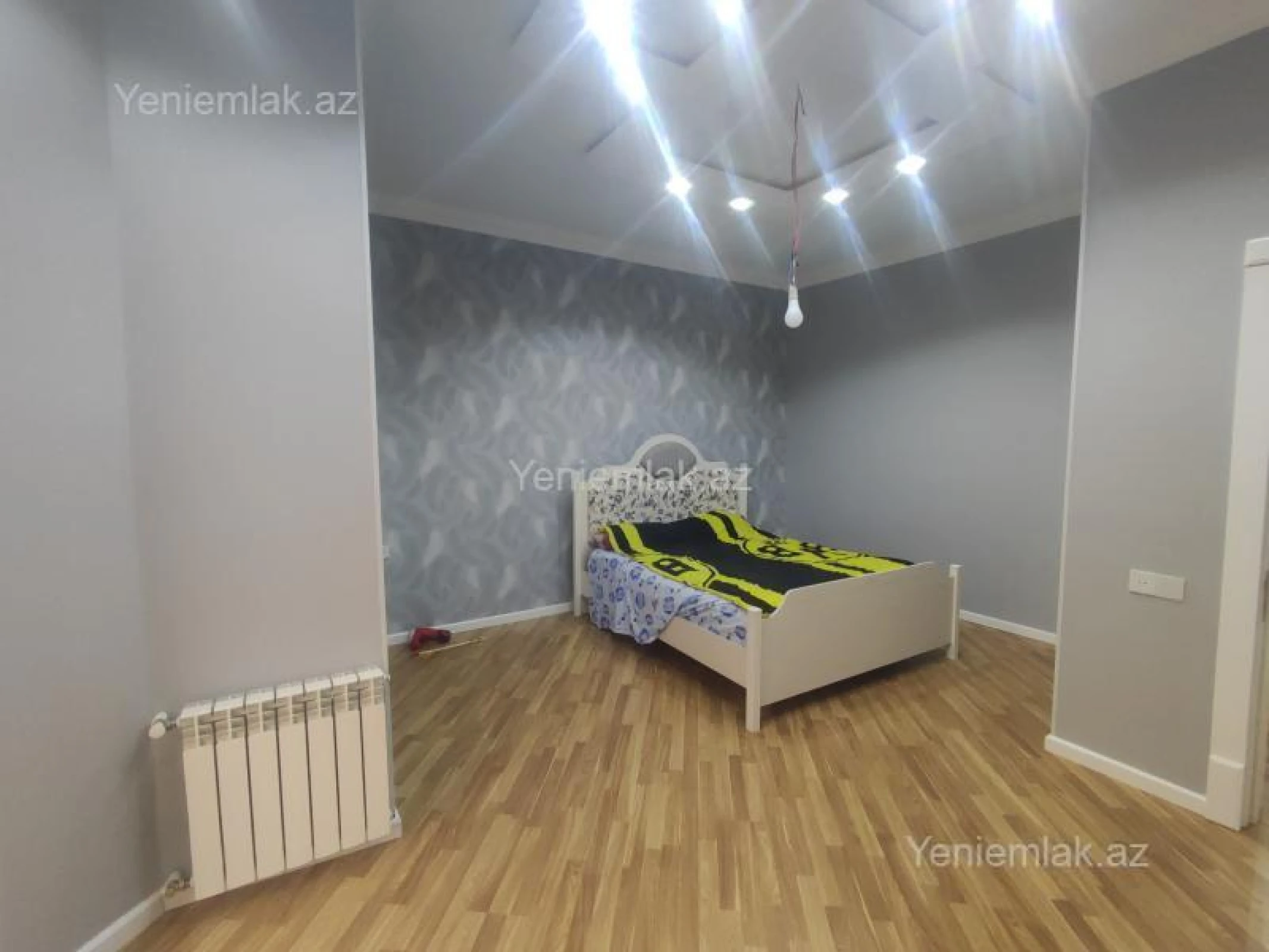 Satılır 6 otaqlı həyət evi 396 m²