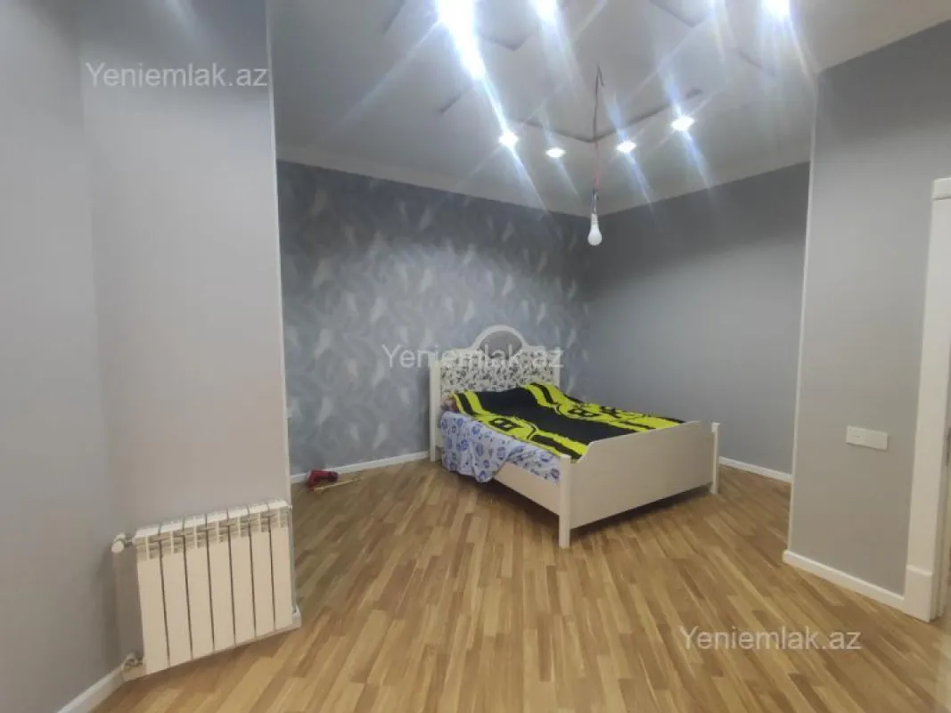 Satılır 6 otaqlı həyət evi 396 m²