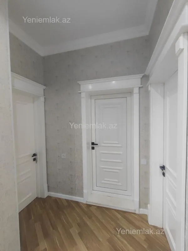 Satılır 6 otaqlı həyət evi 396 m²
