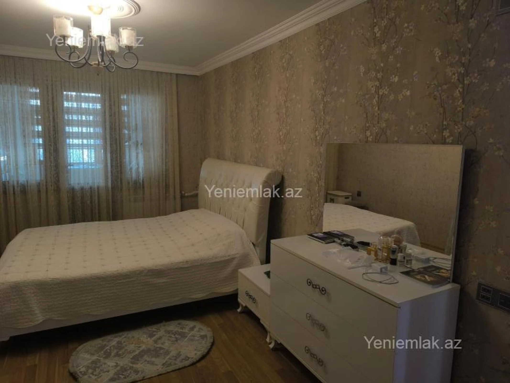 Satılır 3 otaqlı köhnə tikili 80 m²