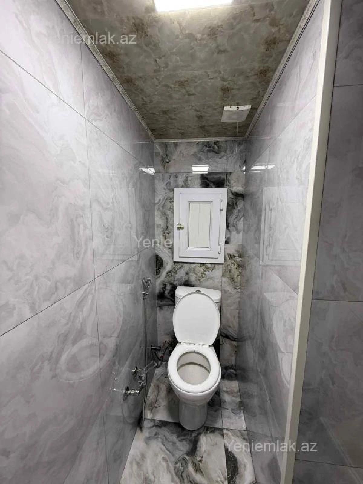 Satılır 1 otaqlı köhnə tikili 35 m²