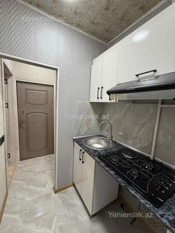 Satılır 1 otaqlı köhnə tikili 35 m²