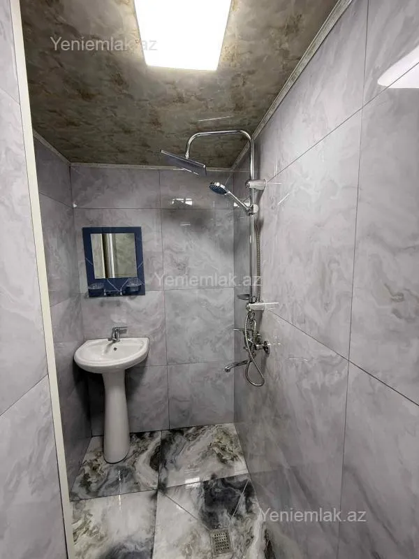 Satılır 1 otaqlı köhnə tikili 35 m²