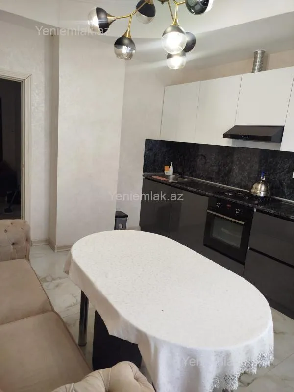 Satılır 3 otaqlı yeni tikili 75 m²