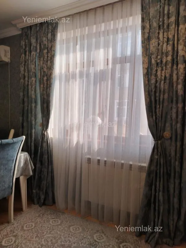 Satılır 2 otaqlı köhnə tikili 55 m²