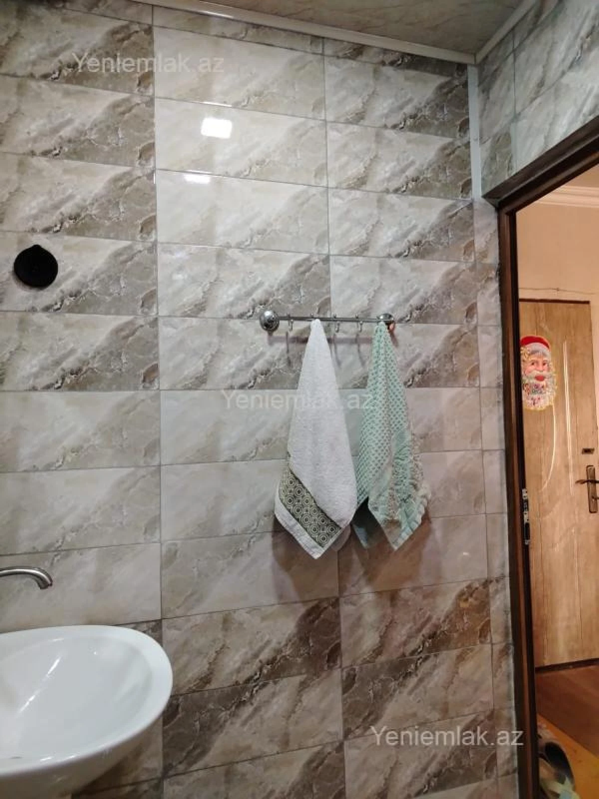 Satılır 2 otaqlı köhnə tikili 55 m²