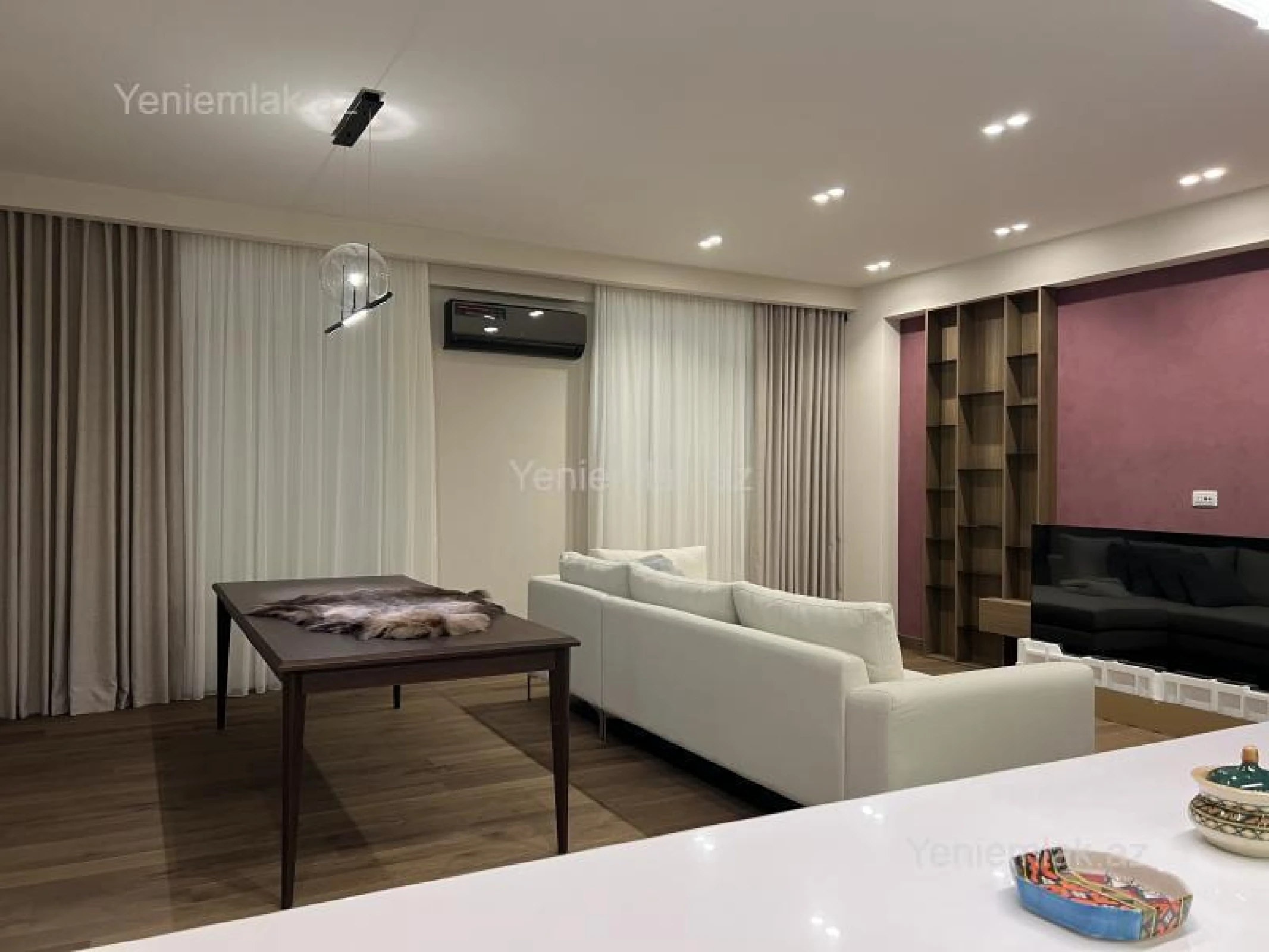 Satılır 3 otaqlı yeni tikili 132 m²