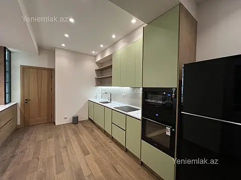 Satılır 3 otaqlı yeni tikili 132 m²