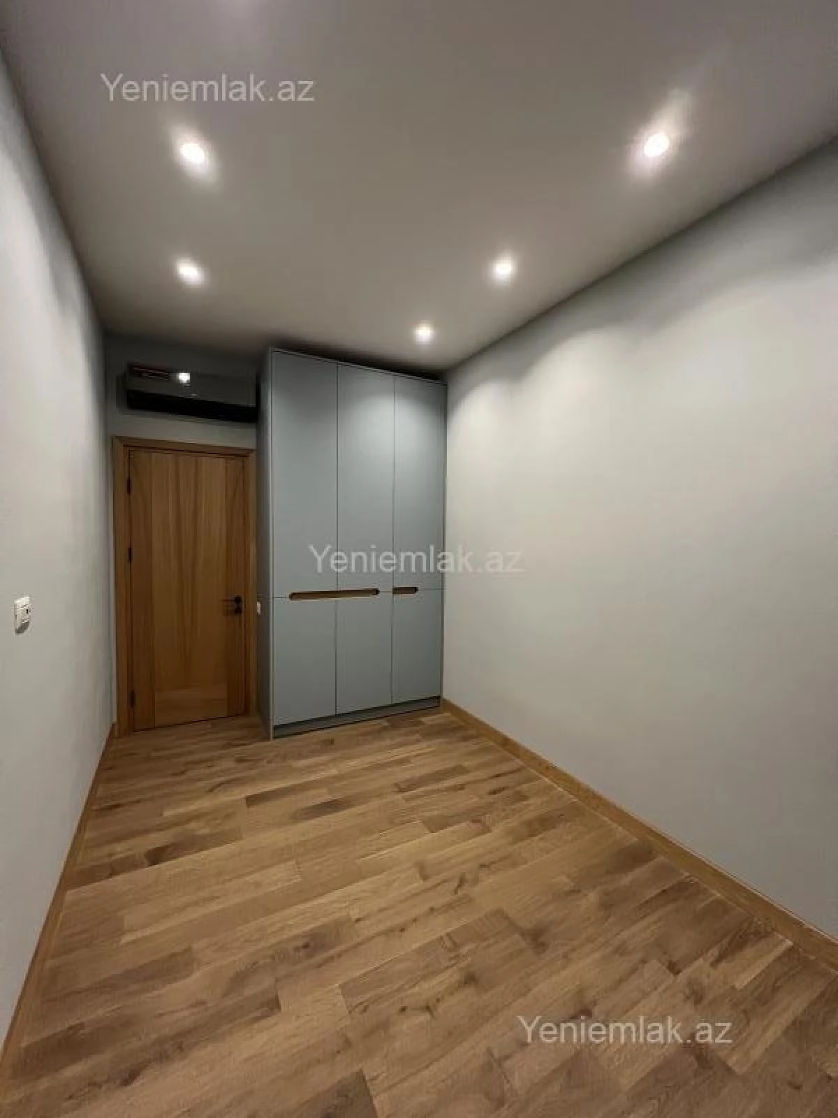 Satılır 3 otaqlı yeni tikili 132 m²