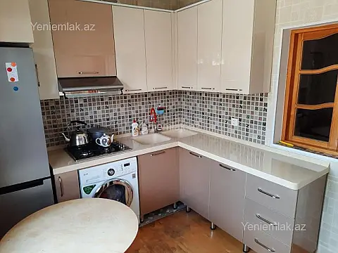 Satılır 3 otaqlı həyət evi 65 m²