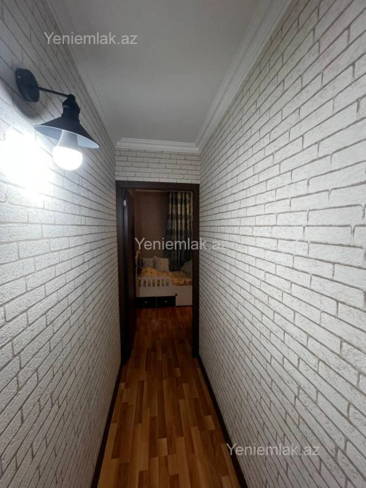 Satılır 2 otaqlı köhnə tikili 52 m²