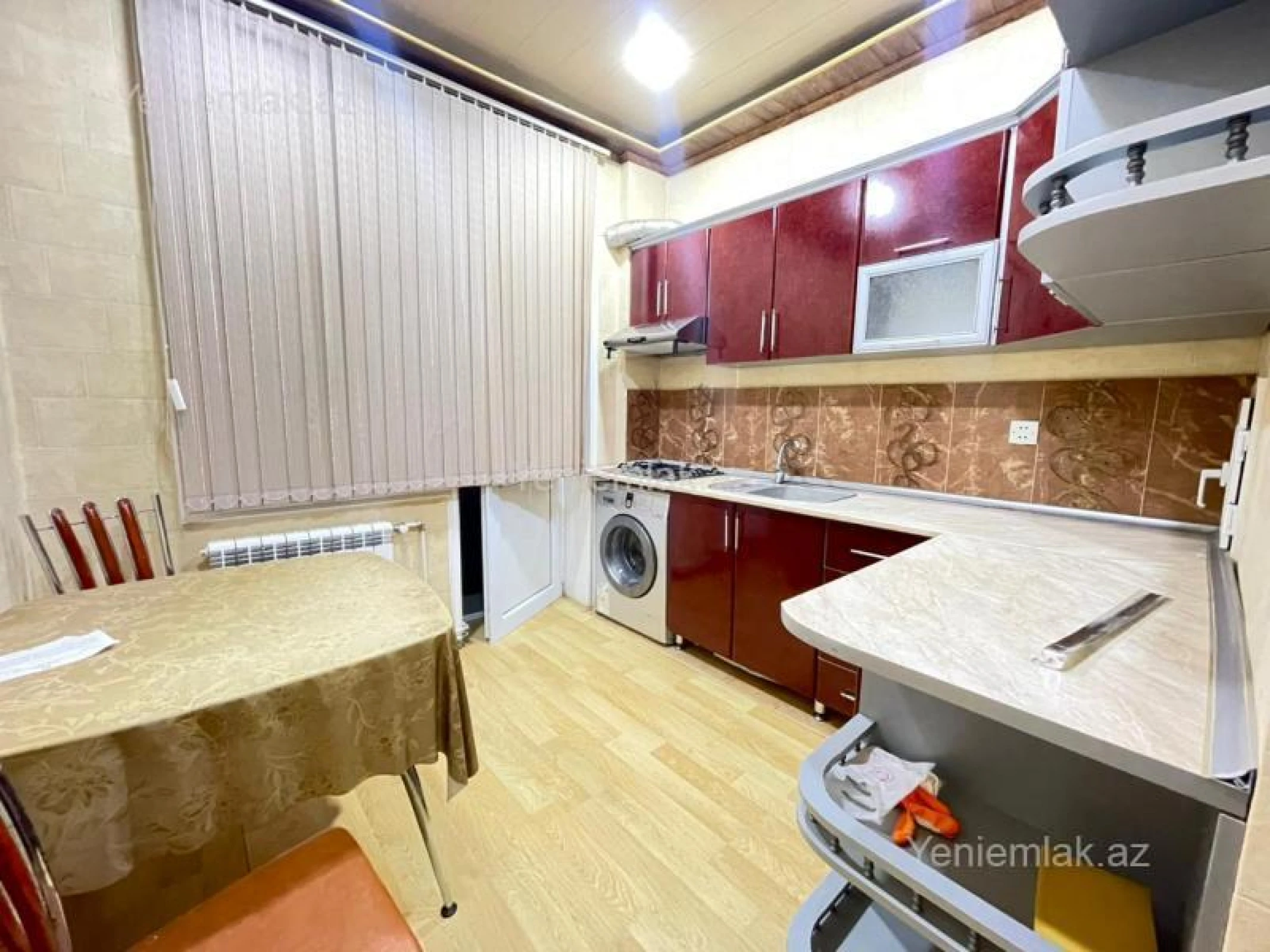 Satılır 2 otaqlı yeni tikili 83 m²