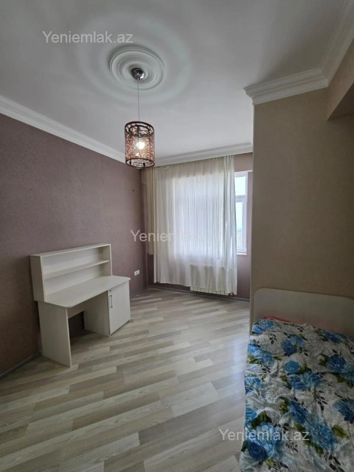 Satılır 3 otaqlı yeni tikili 136 m²
