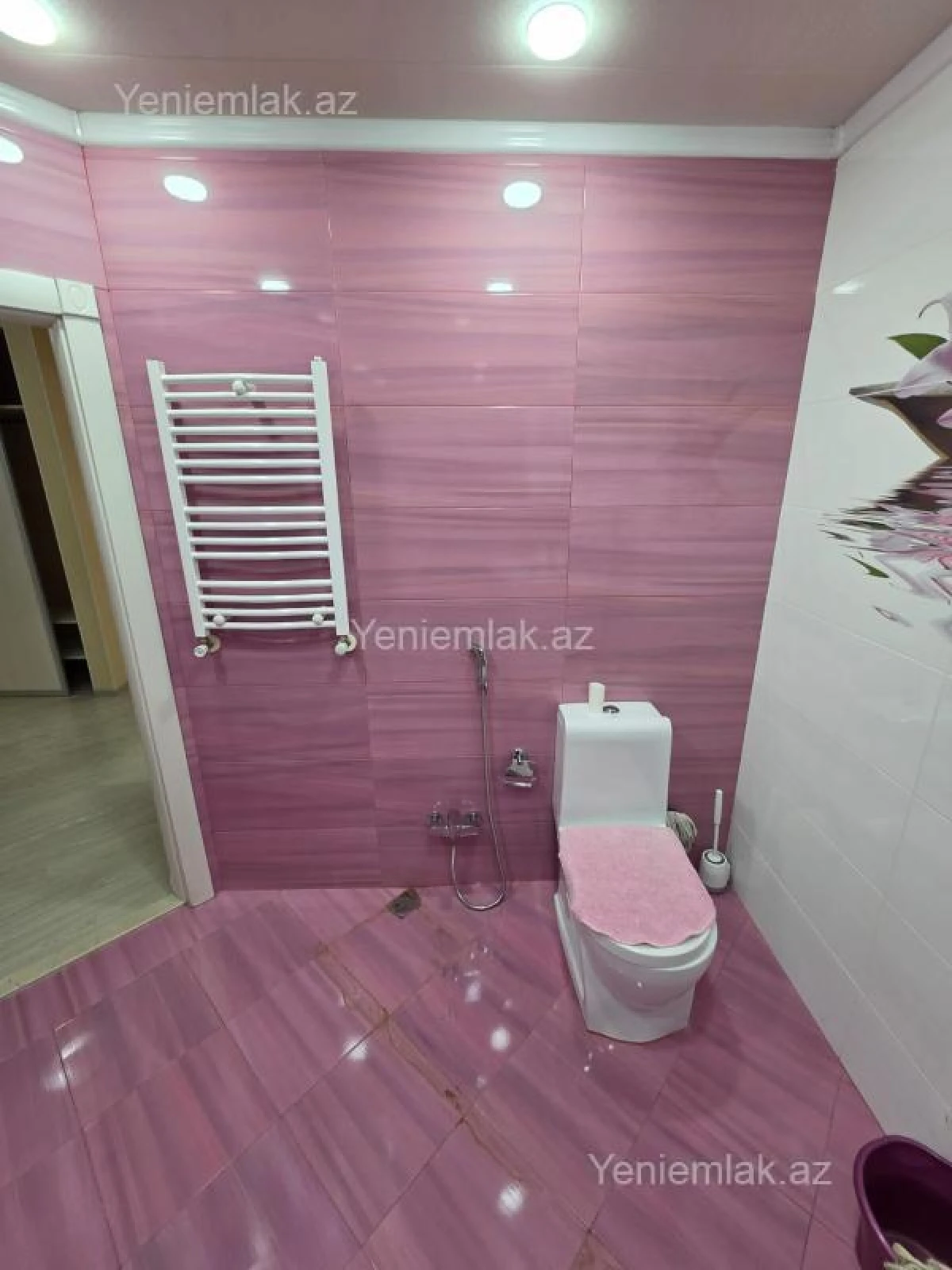 Satılır 3 otaqlı yeni tikili 136 m²