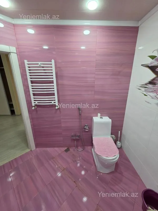 Satılır 3 otaqlı yeni tikili 136 m²