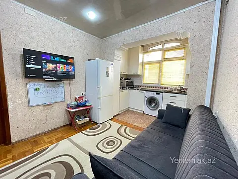 Satılır 2 otaqlı köhnə tikili 55 m²