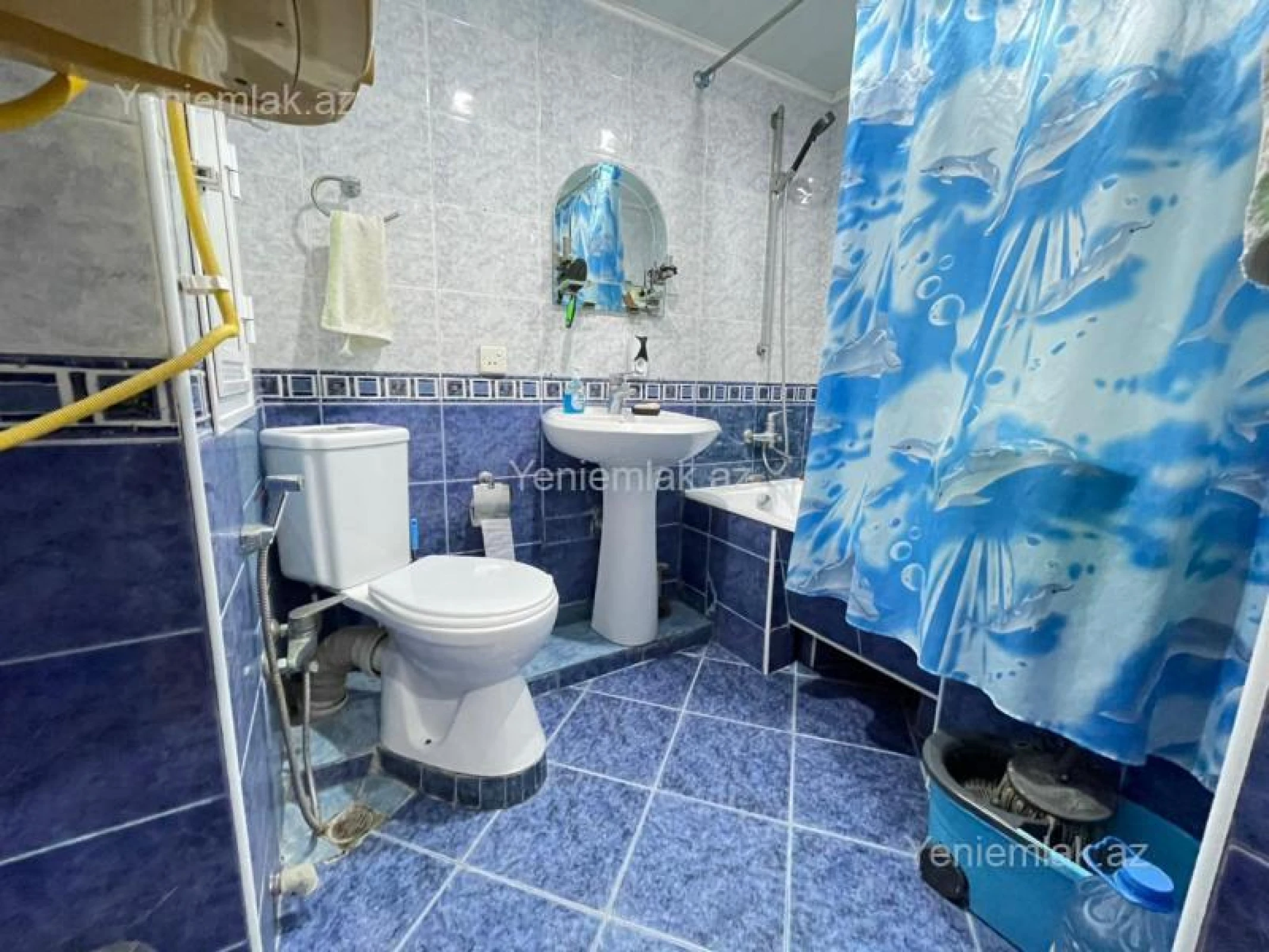 Satılır 2 otaqlı köhnə tikili 55 m²