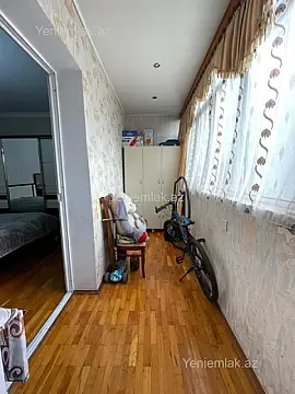 Satılır 2 otaqlı köhnə tikili 55 m²