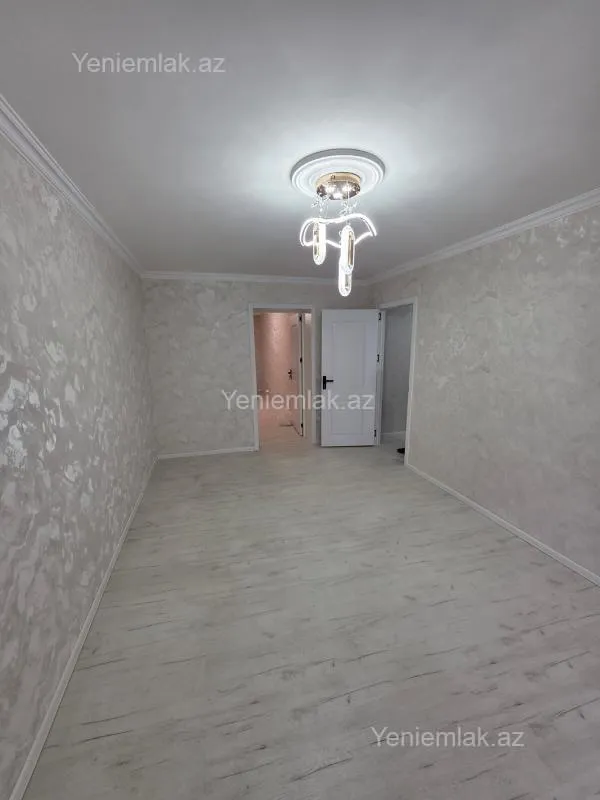 Satılır 2 otaqlı köhnə tikili 53 m²