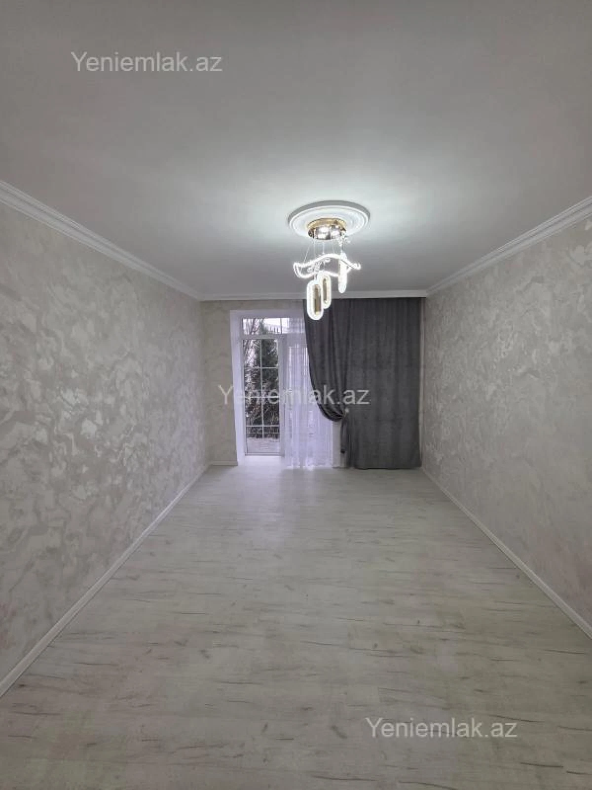 Satılır 2 otaqlı köhnə tikili 53 m²