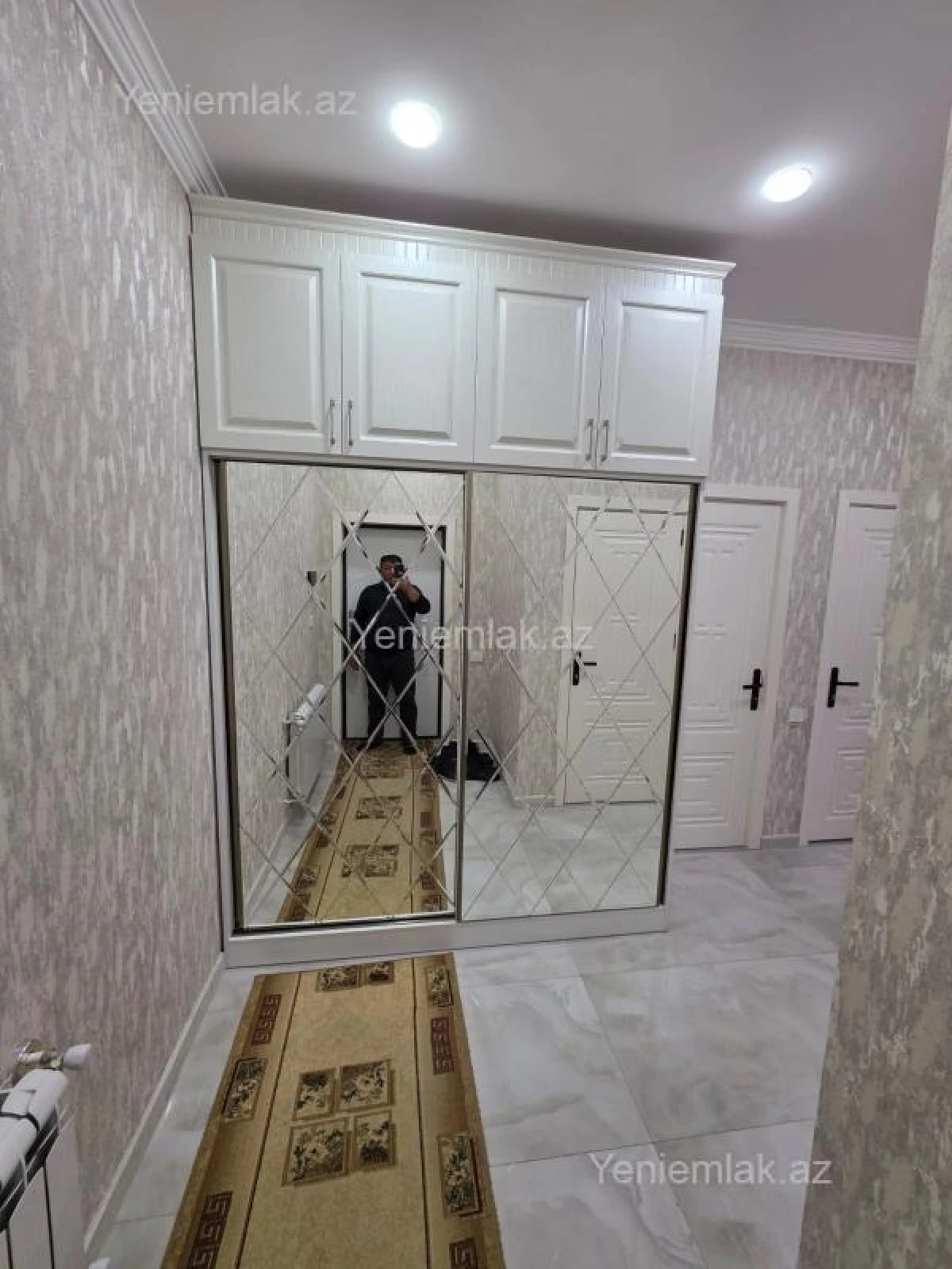 Satılır 3 otaqlı yeni tikili 130 m²