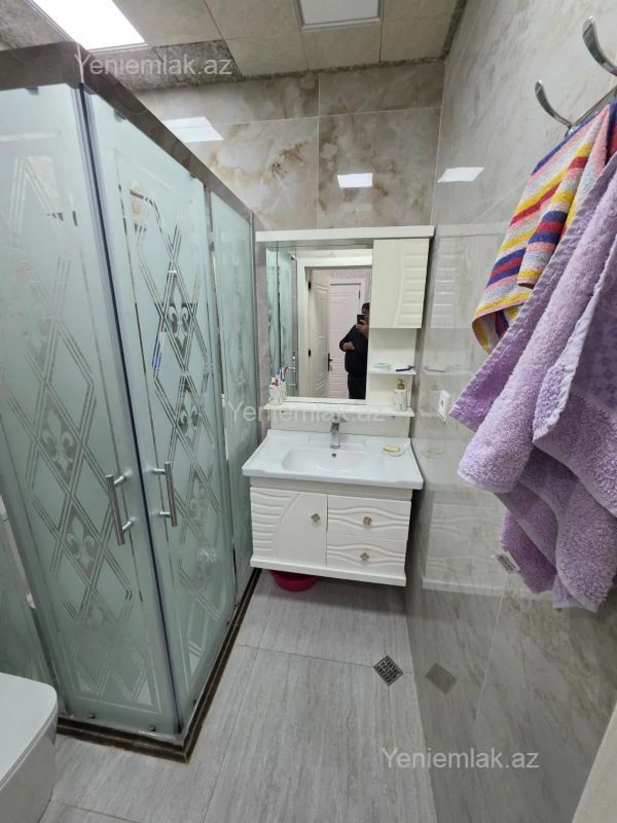 Satılır 3 otaqlı yeni tikili 130 m²