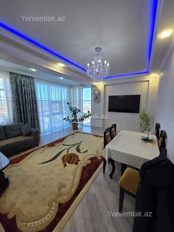 Satılır 3 otaqlı yeni tikili 130 m²