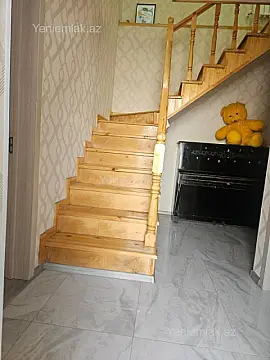 Satılır 4 otaqlı həyət evi 140 m²