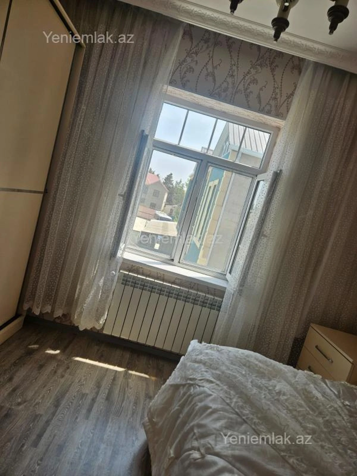 Satılır 4 otaqlı həyət evi 140 m²