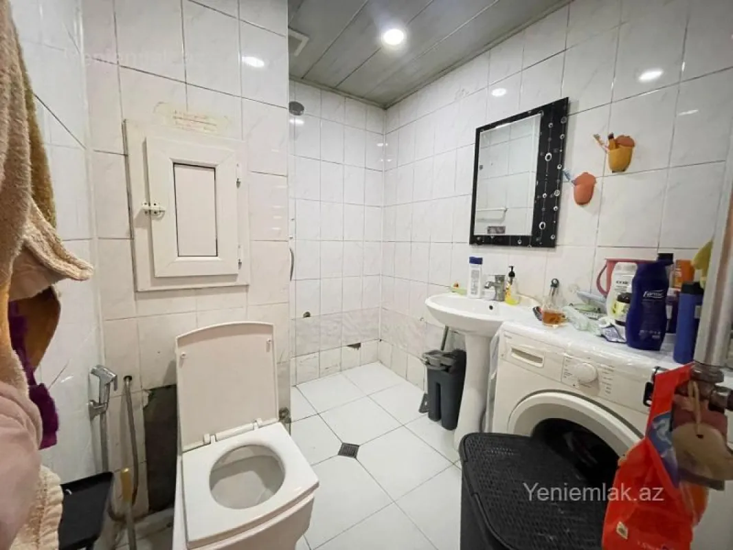 Satılır 2 otaqlı köhnə tikili 50 m²