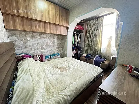 Satılır 2 otaqlı köhnə tikili 50 m²