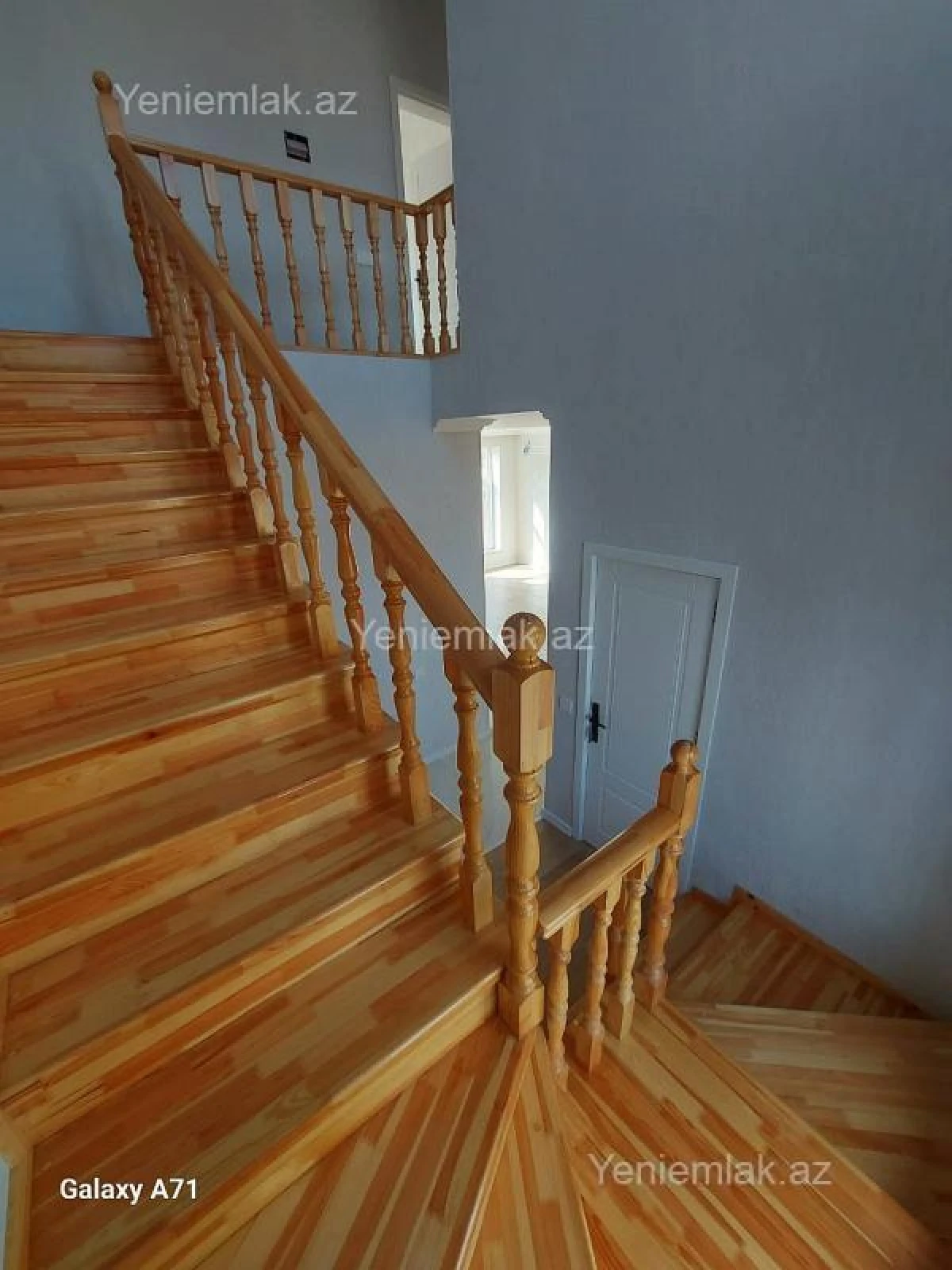 Satılır 4 otaqlı həyət evi 140 m²