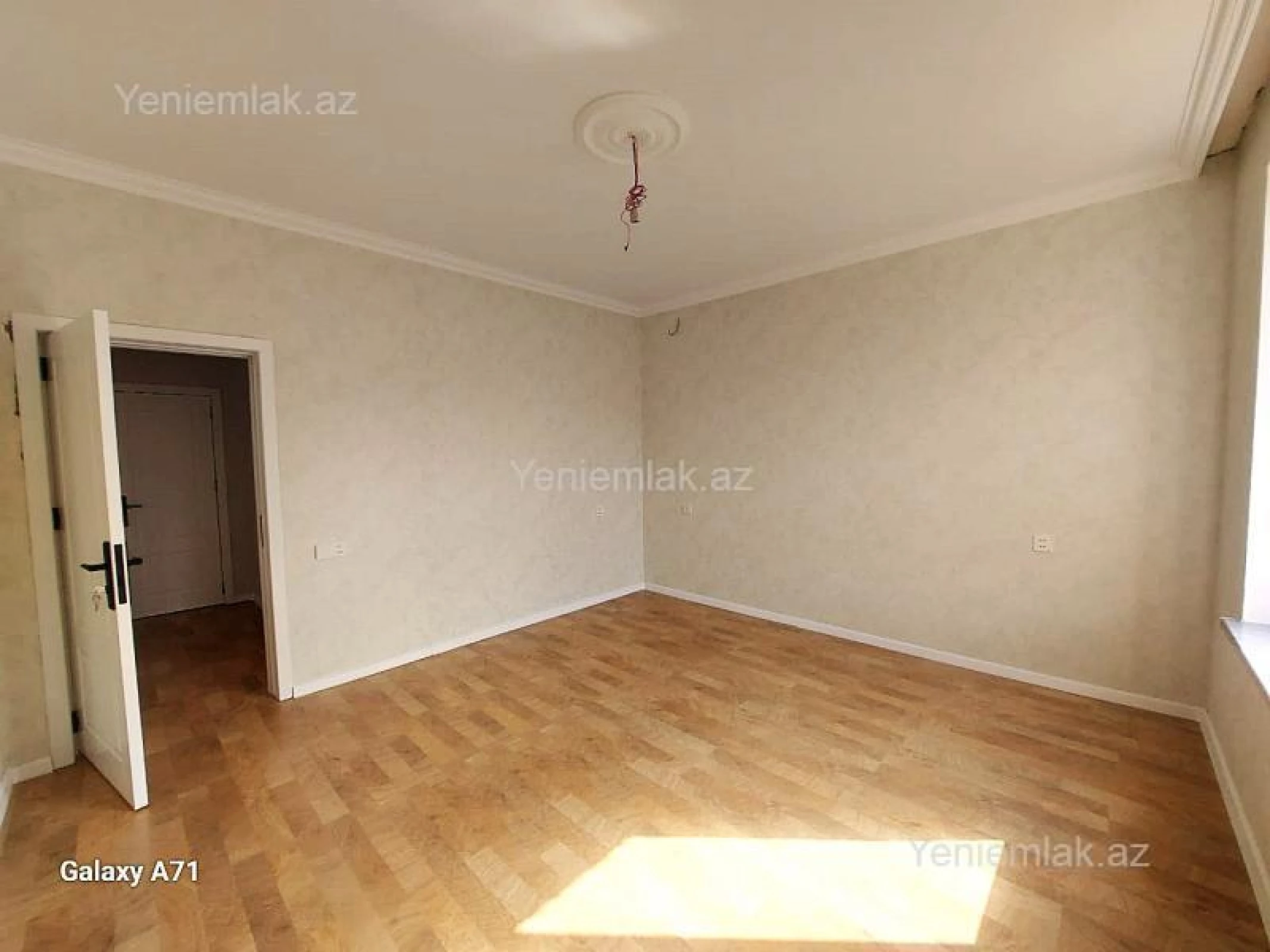 Satılır 4 otaqlı həyət evi 140 m²